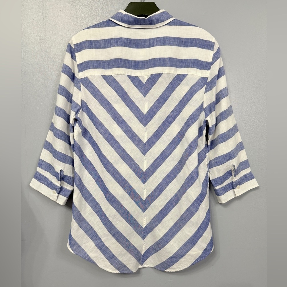 #9) 100% Linen no iron Chico's Blue and White Striped Button Down Shirt